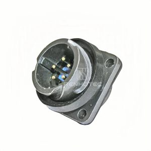 FQ18 Series 5-Pin Square Flange Male Socket